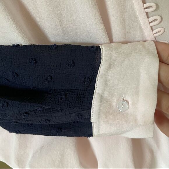 NWT L’AGENCE Perry Sheer Silk Two-Tone V-Neck Criss-Cross Blouse Size S - Picture 4 of 13